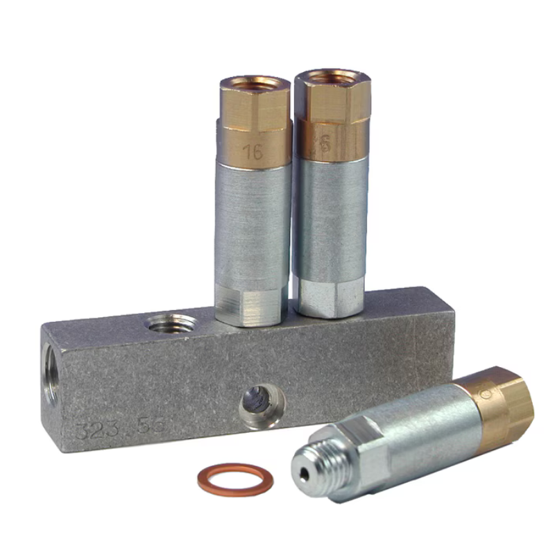 Дозирующие устройства 341 для смазывания оборудования